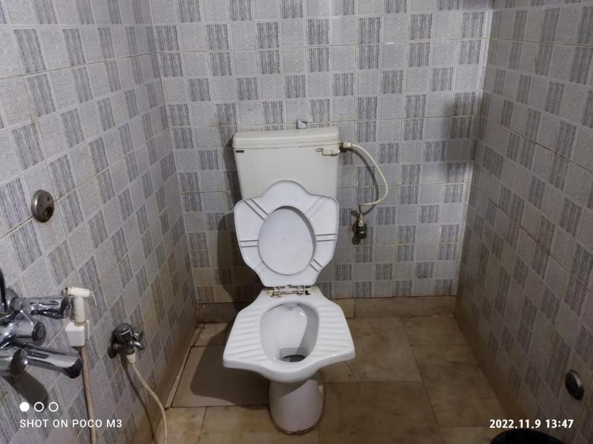 Hotel Well Inn Puri Dış mekan fotoğraf